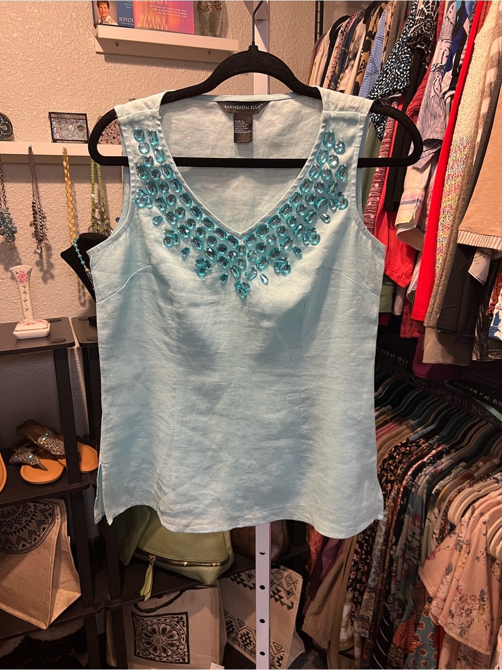 V-Neck Beaded Sleeveless Blouse - Light Aqua